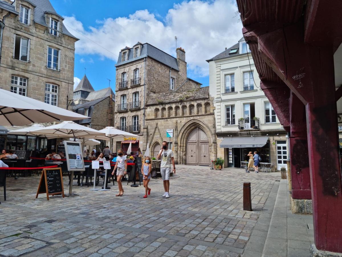 Ker Brunat Centre Historique Idealement Situe Cosy Calme Grand Appartement Dinan Zewnętrze zdjęcie